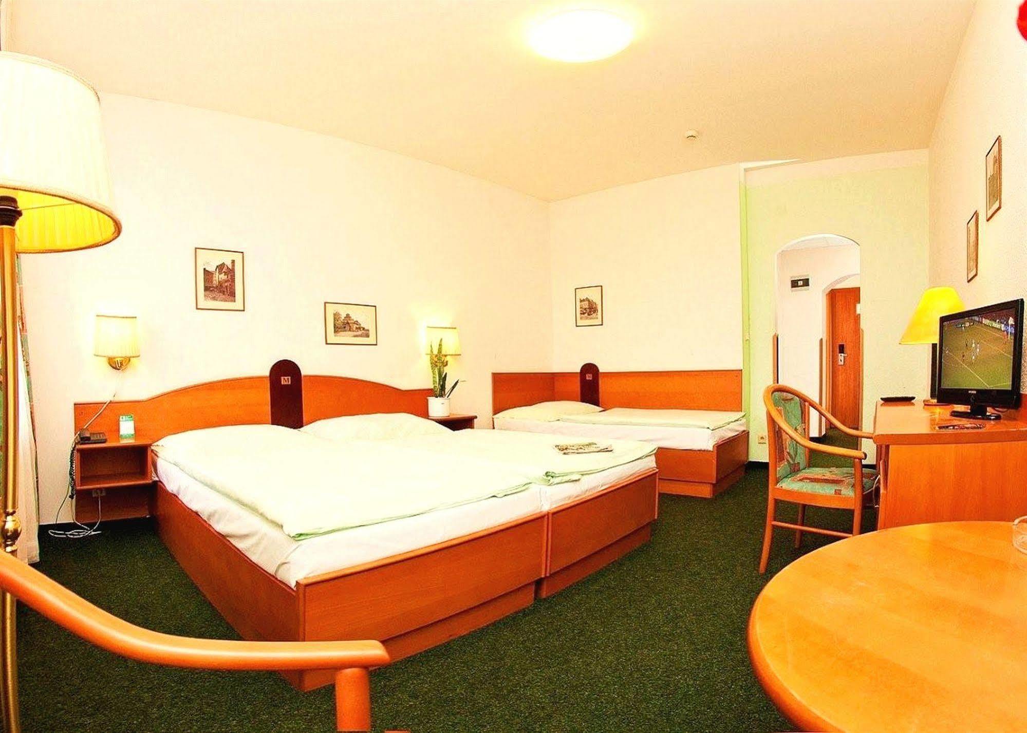 Hotel Merkur - Czech Leading Praga