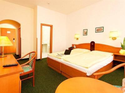 Merkur Hotel 4*