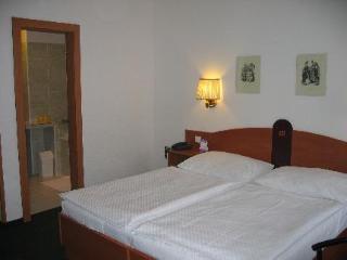 Merkur 4* Praag